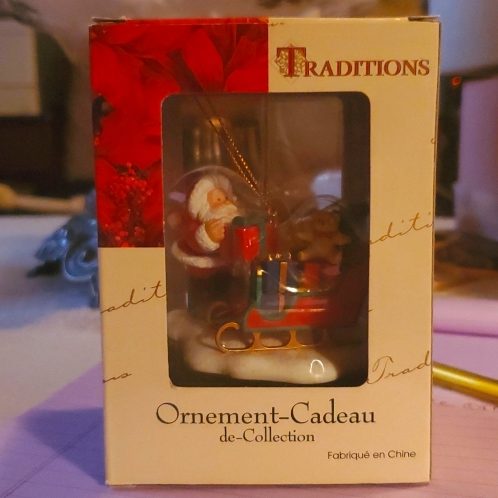 Vintage Christmas Tree Ornament Santa by Sleigh - Picture 1 of 1